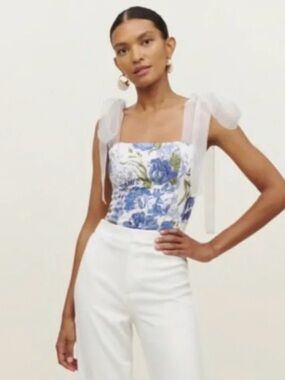 NWT Reformation Zoey Floral Bow Top